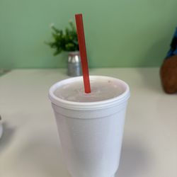 Fruteria y Neveria Los 4 Hermanos - Limonada de pepino, limón y chía