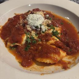 Gluten-free cheese ravioli (great portion size for me) Gluten-free cheese ravioli (great portion size for me)