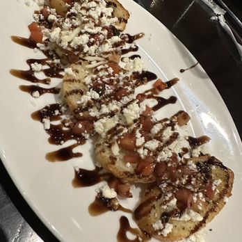 Mellow Mushroom Chantilly - Pizza Near Me - Chantilly, Virginia