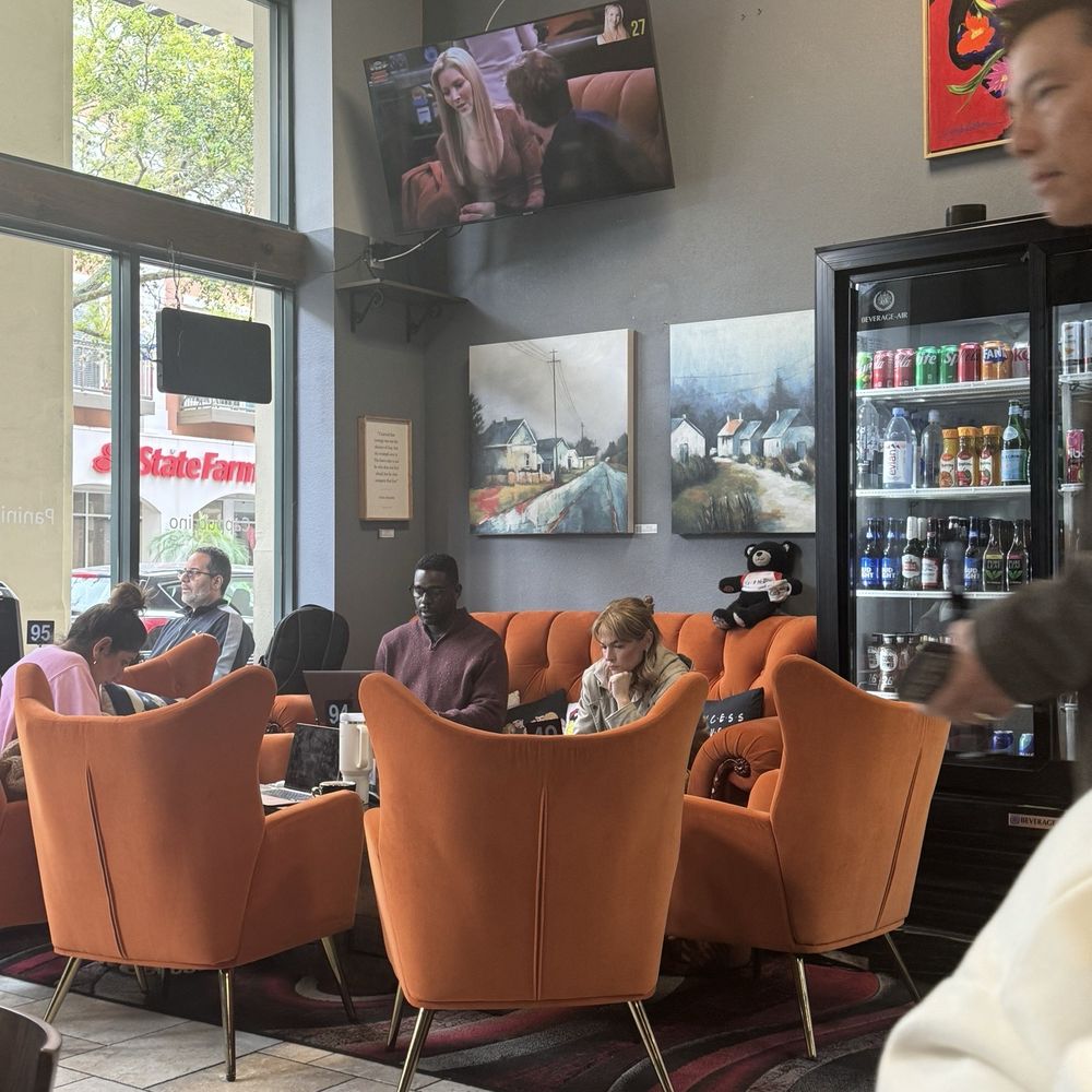 Baldwin Perk - Tutto Café - Cafes Near Me - Orlando, Florida