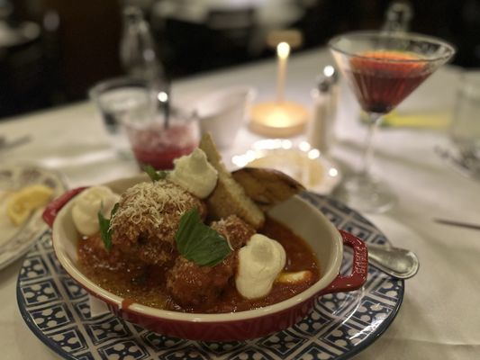 Maggiano's Little Italy by null