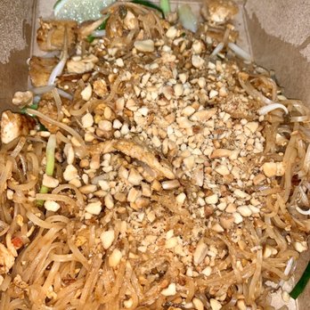 Chao Baan - Pad Thai lunch - Thai Near Me - St. Louis, Missouri