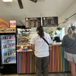 Ultreya Coffee And Tea - Waiting in line to order