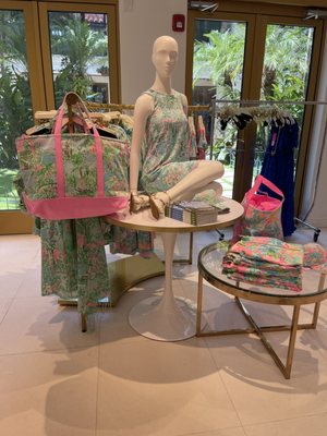 Lilly Pulitzer by null