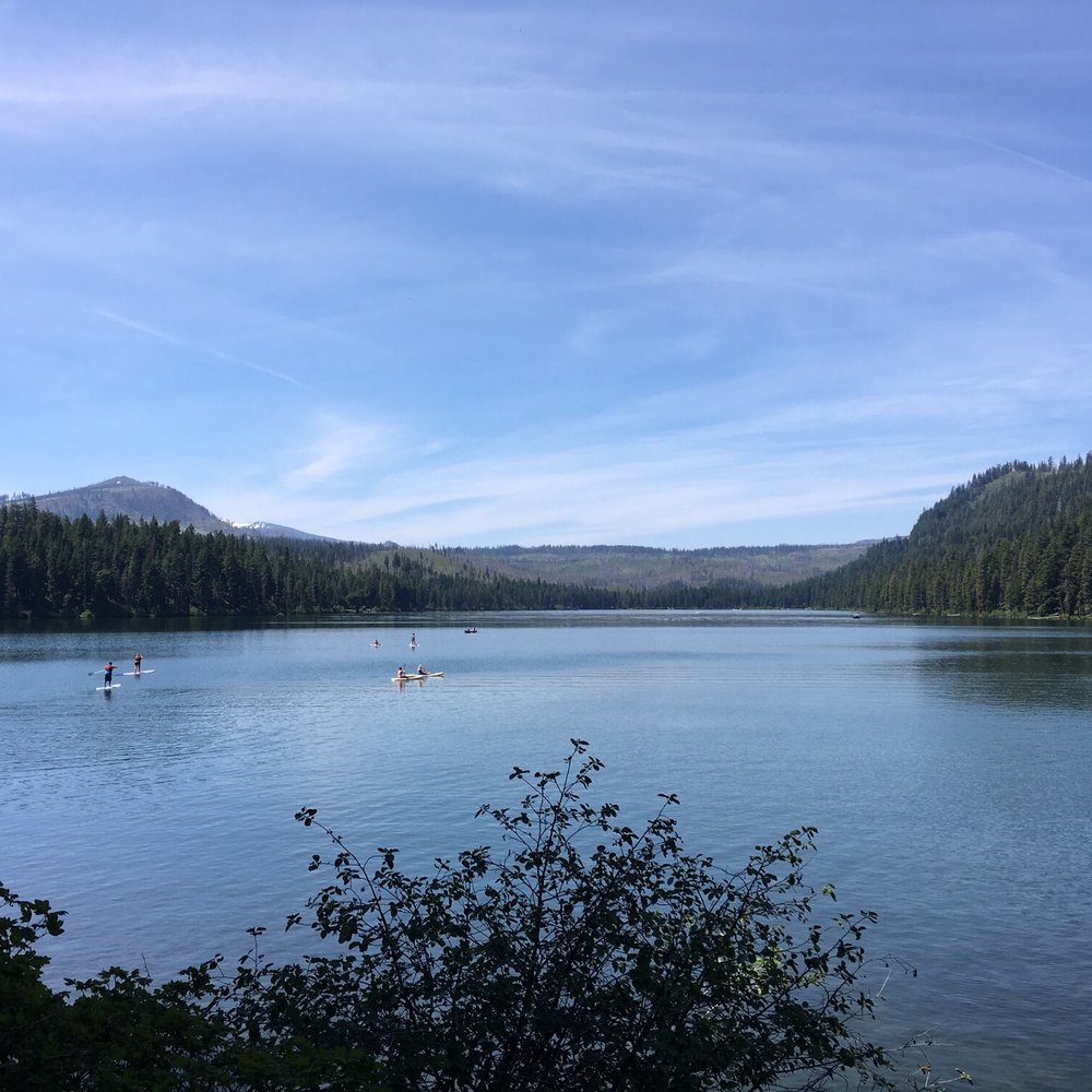 Suttle Lodge & Boathouse - Nice lake views - Hotels Near Me - Sisters, Oregon Suttle Lodge & Boathouse - Nice lake views - Hotels Near Me - Sisters, Oregon