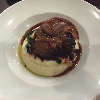 MW Restaurant - New American Near Me - Honolulu, Hawaii