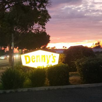 Denny's - 3-1-26 Sunset at Denny's - American Near Me - Ventura, California