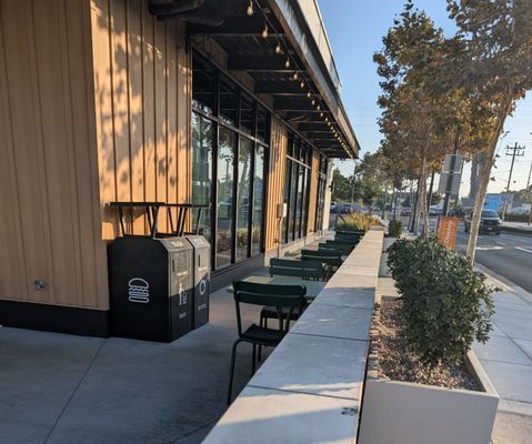 Shake Shack Downey by null