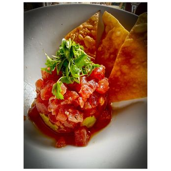 Geoffrey's Malibu - Tuna tartare - Seafood Near Me - Malibu, California Geoffrey's Malibu - Tuna tartare - Seafood Near Me - Malibu, California
