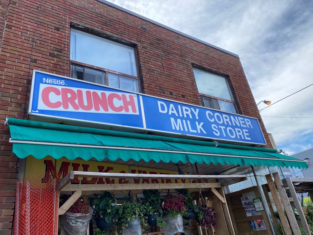 DAIRY CORNER MILK STORE Updated September 2024 366 Royal York Rd