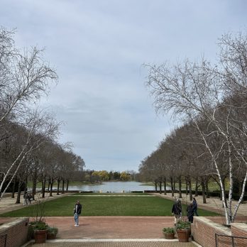 Chicago Botanic Garden - Botanical Gardens Near Me - Glencoe, Illinois