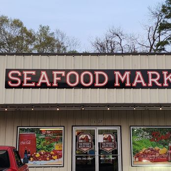 The Wharf's Boiling Shack - Sign - Seafood Near Me - Laurel, Mississippi