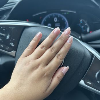 Modern Nail & Spa Studio - Nail Salons Near Me - Simi Valley, California