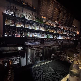 The Roosevelt Room - If only my bar compared - Cocktail Bars Near Me - Austin, Texas