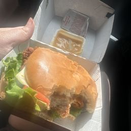 Spicy deluxe combo with Mac and cheese Spicy deluxe combo with Mac and cheese