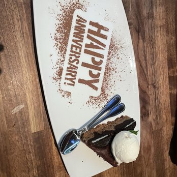 Yard House - New American Near Me - Meridian, Idaho