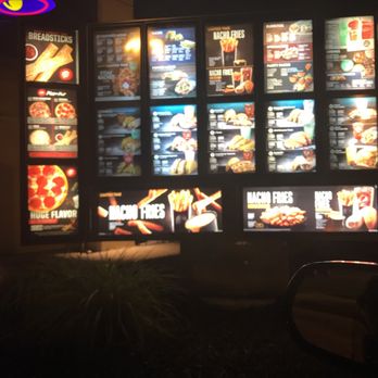 Taco Bell / Pizza Hut - Fast Food Near Me - Chantilly, Virginia