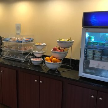 Comfort Inn - Hotels Near Me - Bangor, Maine