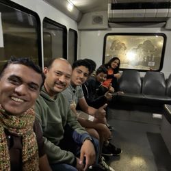 USA Airport Shuttle - The most common way of dealing is by looking