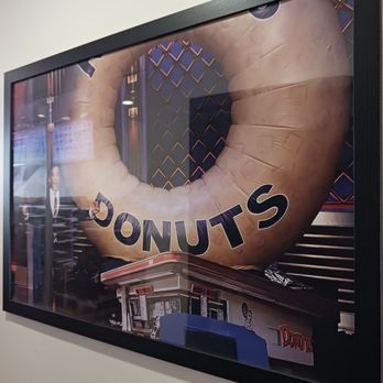 Randy's Donuts - Donuts Near Me - Pasadena, California