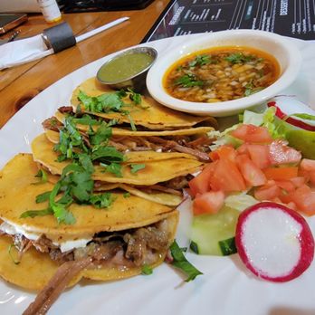 Los Poblanos Eatery - Mexican Near Me - Palmerton, Pennsylvania