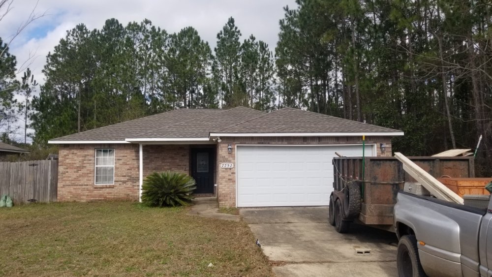 Slide of Expert Roofing