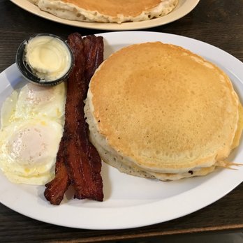 Early Bird Cafe - Pancake combo - American Near Me - Pine, Arizona