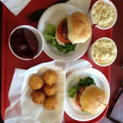 Beach To Bay Seafood Company - Jumbo lump sandwich