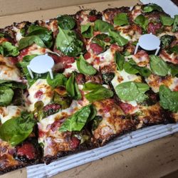 Pizza-Pi - Spinach, Red Onions!