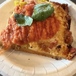 Detroit style pizza Spicy Mama