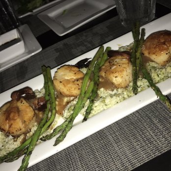 XO Bistro - Scallops and risotto - New American Near Me - St Thomas, Virgin Islands XO Bistro - Scallops and risotto - New American Near Me - St Thomas, Virgin Islands