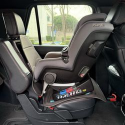 CDC Limos - Rear facing toddler car seat