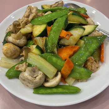 Veggie Lee - Vegan Chicken with Mushrooms - Vegan Near Me - Hayward, California Veggie Lee - Vegan Chicken with Mushrooms - Vegan Near Me - Hayward, California