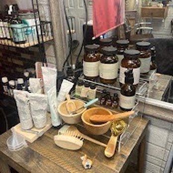 Sincede Hair Studio - Round 2 - Hair Salons Near Me - Ozone Park, New York Sincede Hair Studio - Round 2 - Hair Salons Near Me - Ozone Park, New York