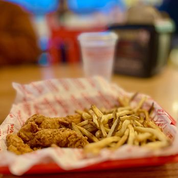 Waldo's Chicken & Beer - chicken - Chicken Shop Near Me - Nashville, Tennessee Waldo's Chicken & Beer - chicken - Chicken Shop Near Me - Nashville, Tennessee