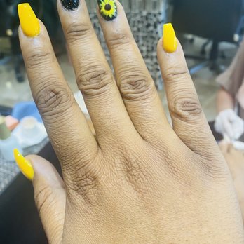Enjoi Nails & Salon - Nail Salons Near Me - Chandler, Arizona