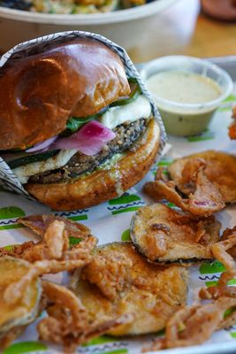 CaliKid Burgers 'n Shakes by null