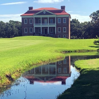 Drayton Hall - A view of the house including the reflective pond. - Museums Near Me - Charleston, South Carolina