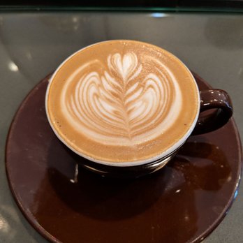Groundswell Coffee Roasters - Groundswell: Flat White - Coffee Roasteries Near Me - Chicago, Illinois Groundswell Coffee Roasters - Groundswell: Flat White - Coffee Roasteries Near Me - Chicago, Illinois