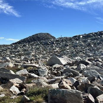 Snowy Mountain Range - Hiking Near Me - Centennial, Wyoming