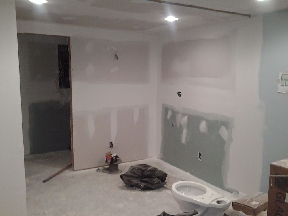 Slide of CD Holliman Constrution Group