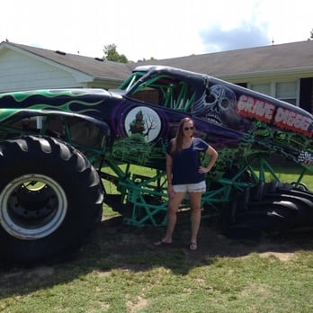 Diggers Dungeon - Toy Stores Near Me - Poplar Branch, North Carolina