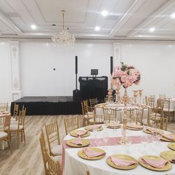 The Majestic Pearl Ballroom