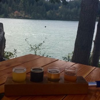 Thunder Island Brewing - Breweries Near Me - Cascade Locks, Oregon Thunder Island Brewing - Breweries Near Me - Cascade Locks, Oregon