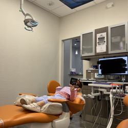 Sunny Kids Pediatric Dentistry - Dentist office w/ tv