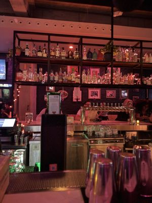 Tribute Hollywood by null