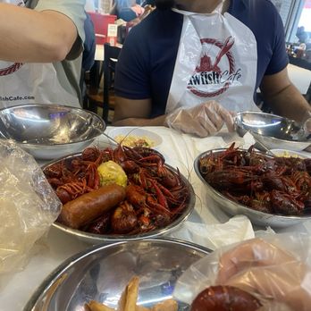 Crawfish Cafe - Crawfish broil - Seafood Near Me - Houston, Texas Crawfish Cafe - Crawfish broil - Seafood Near Me - Houston, Texas
