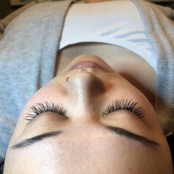 Sweet Banana Spa - Lash Full Set