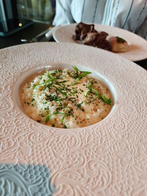 The Restaurant at Albert by null