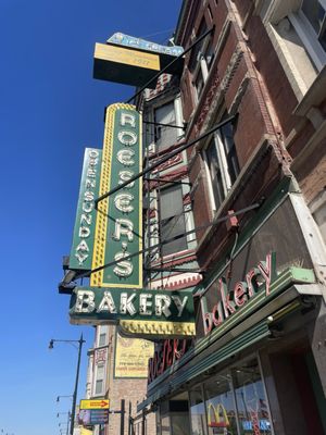 Roeser's Bakery by null